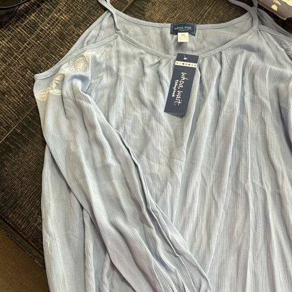 woah, wait. Tops - NWT Cold Shoulder Fashion Top